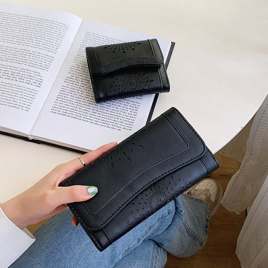 Women's Vintage Oil Wax Clutch Fashion Mid-length Ladies Wallets