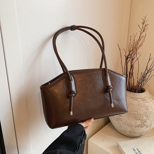 Women's Retro Large Capacity Commuter Fashionable Simple Bags