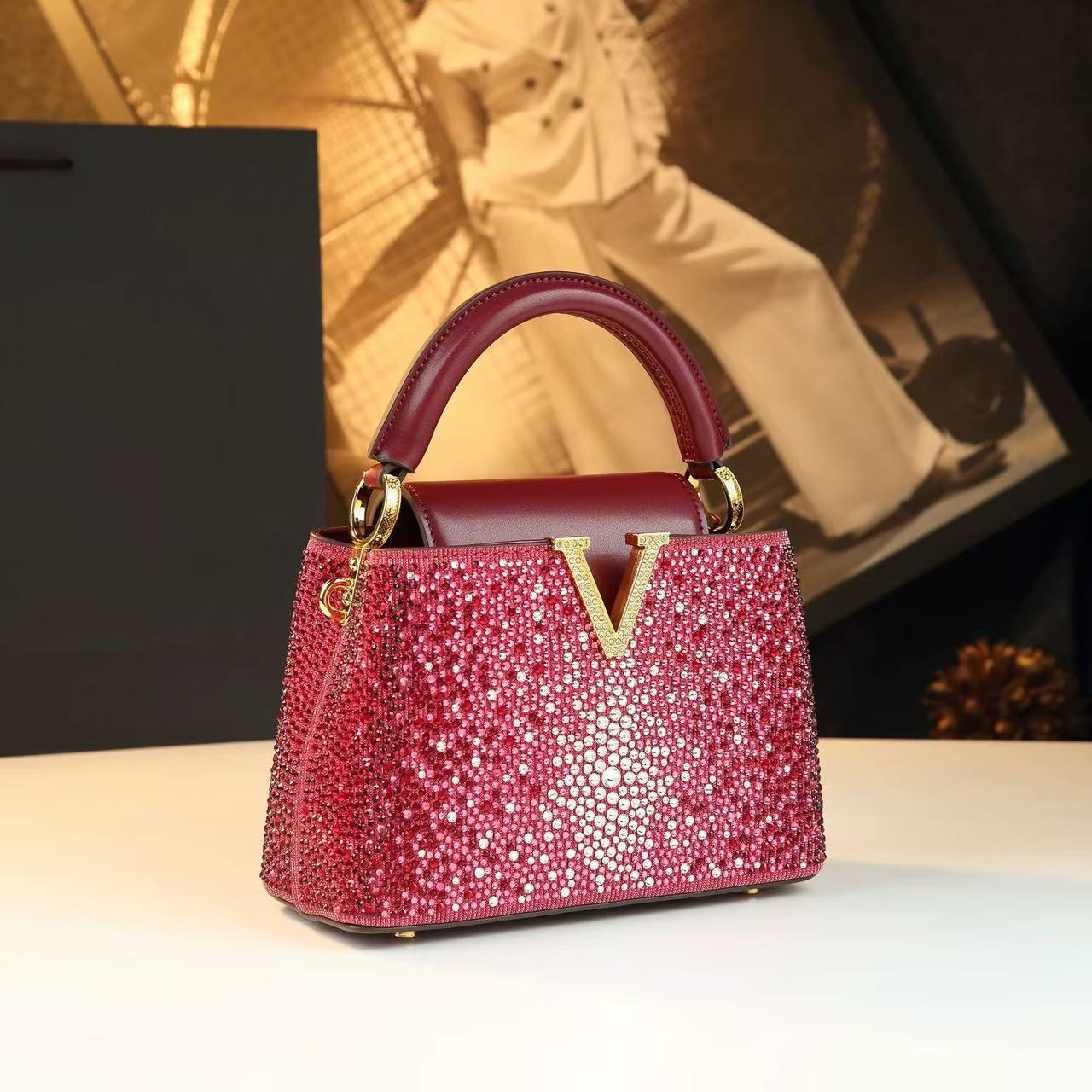 Versatile Women's High-grade Rhinestone Fashion Leather Crossbody Bags