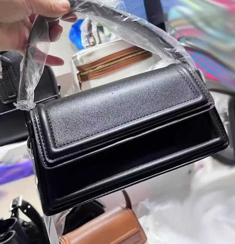 Graceful Women's Brown City Portable Flap Crossbody Bags