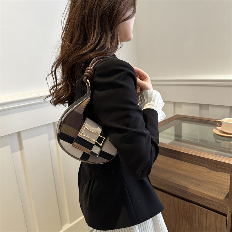 Women's Summer Fashion Crescent Simple Texture Design Crossbody Bags
