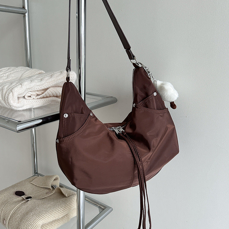 Women's Korean Nylon Dumpling Spring Idle Style Commuter Large Shoulder Bags