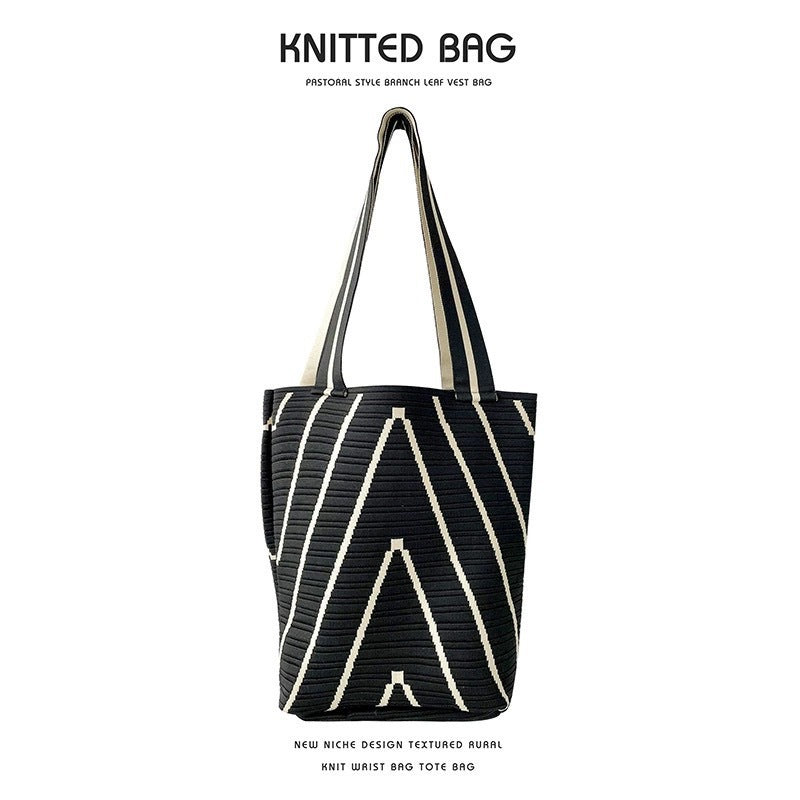 Women's Wave Pattern Large Capacity Totes Fine Woven Open Bucket Bags
