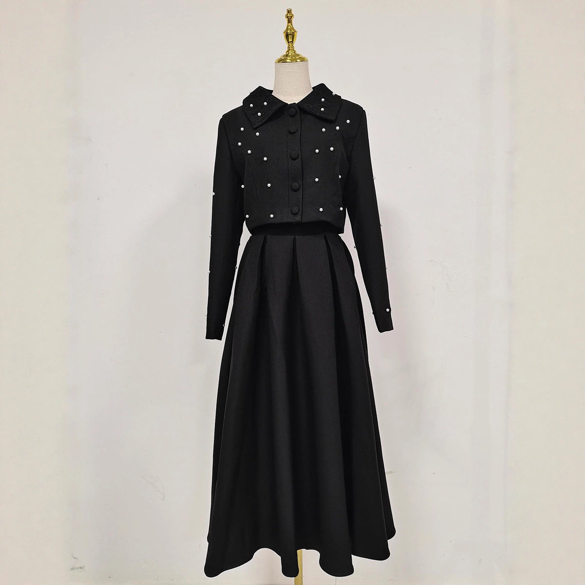 Women's Slim Long Dress Temperament Pure Color Beaded Suits