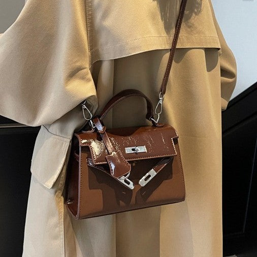 Women's High-grade Retro Exquisite Portable Kelly Crossbody Bags