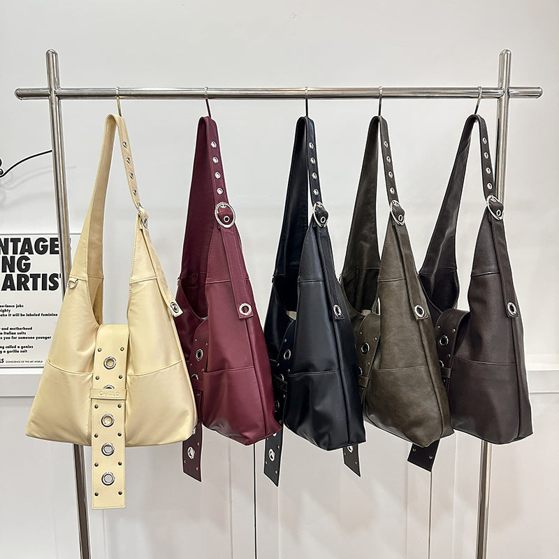 Popular Women's Fashion Rivet Autumn Personalized Crossbody Bags