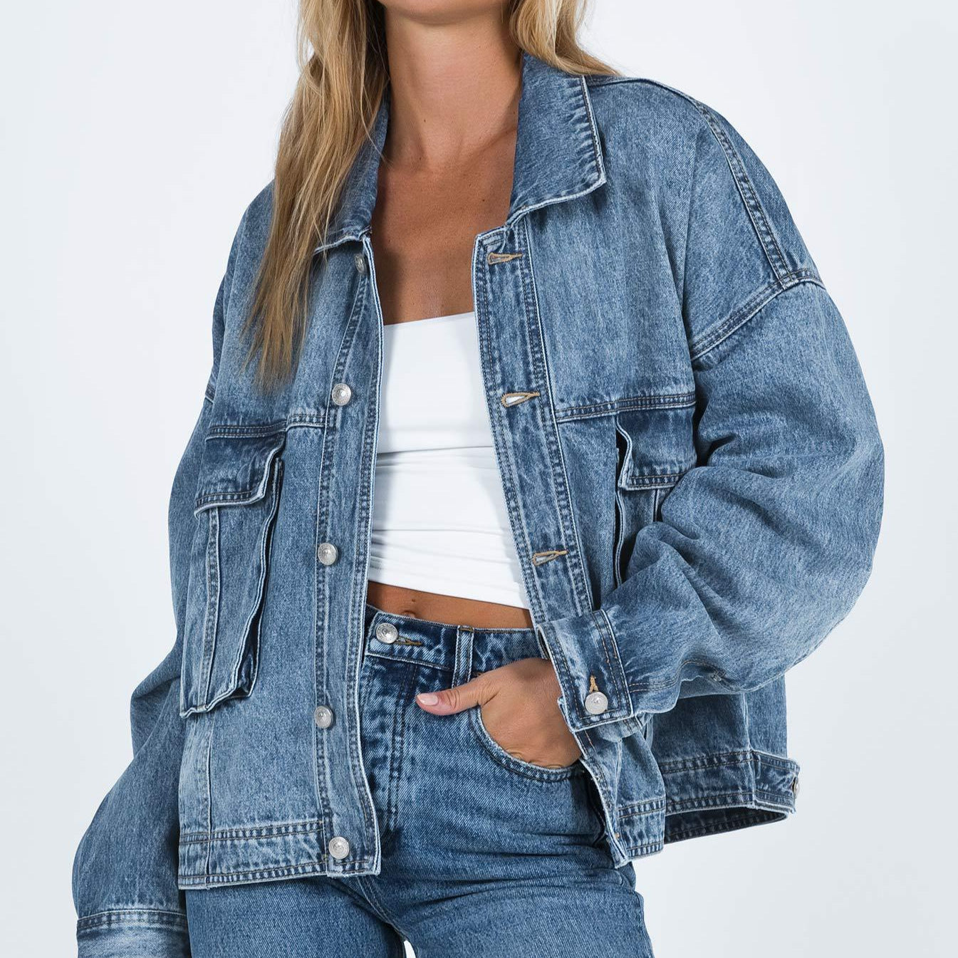 Women's Three-dimensional Pocket Retro Classic Loose Denim Jackets