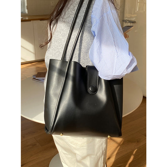 Women's Large Capacity Retro High Sense Fashion Tote Bags
