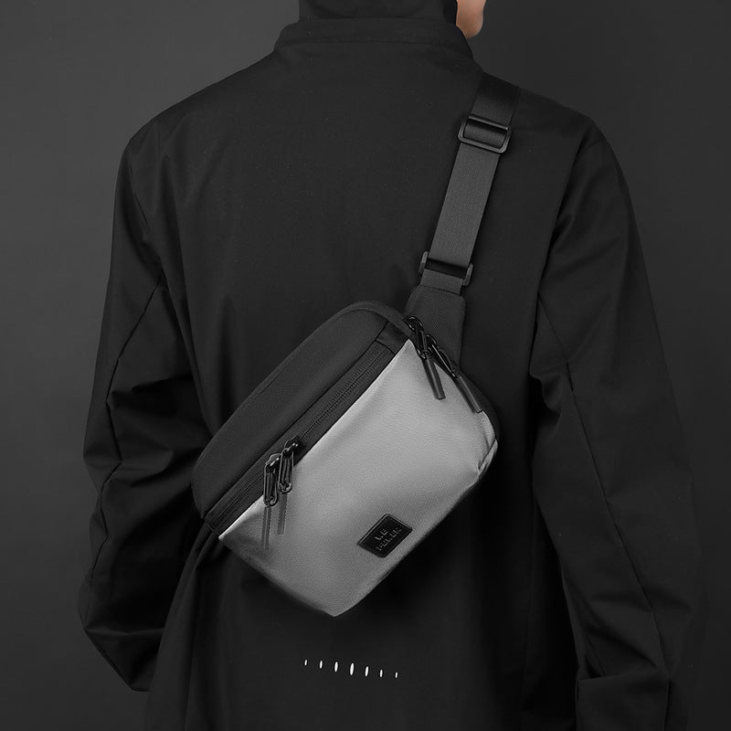 Innovative Versatile Leisure Riding Fashion Portable Men's Chest Bags