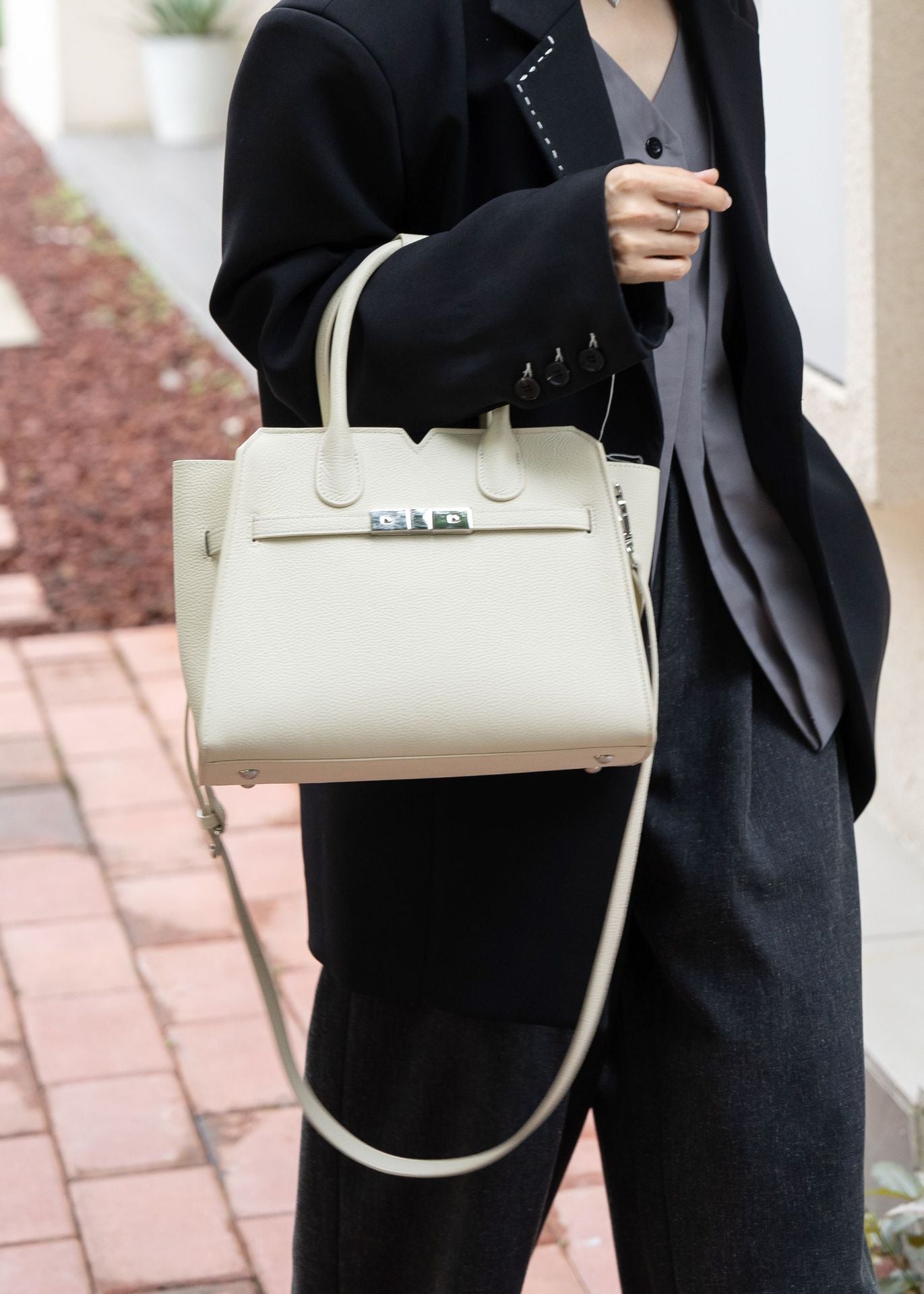 Women's Leather First Layer Cowhide Large Handbags