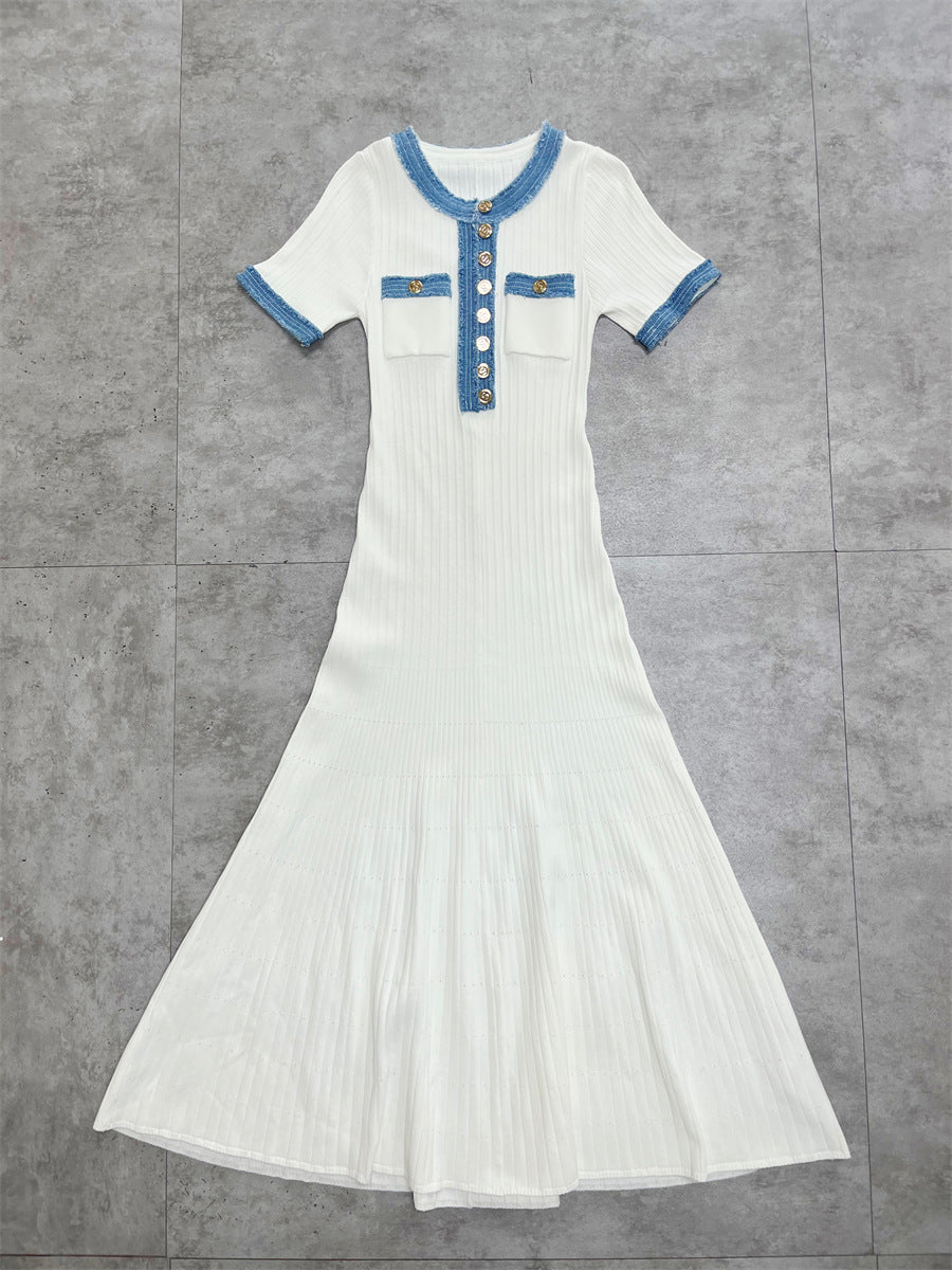 Short-sleeved A- Line Knitted Dress Simple Dresses