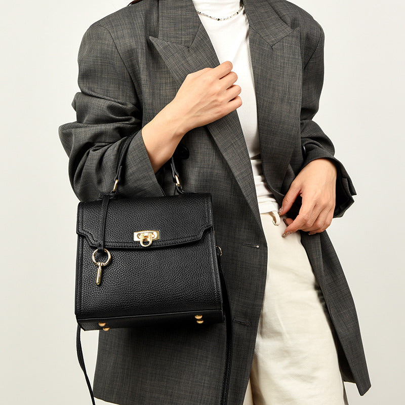 Women's Exquisite Genuine Leather Western Style Handbags