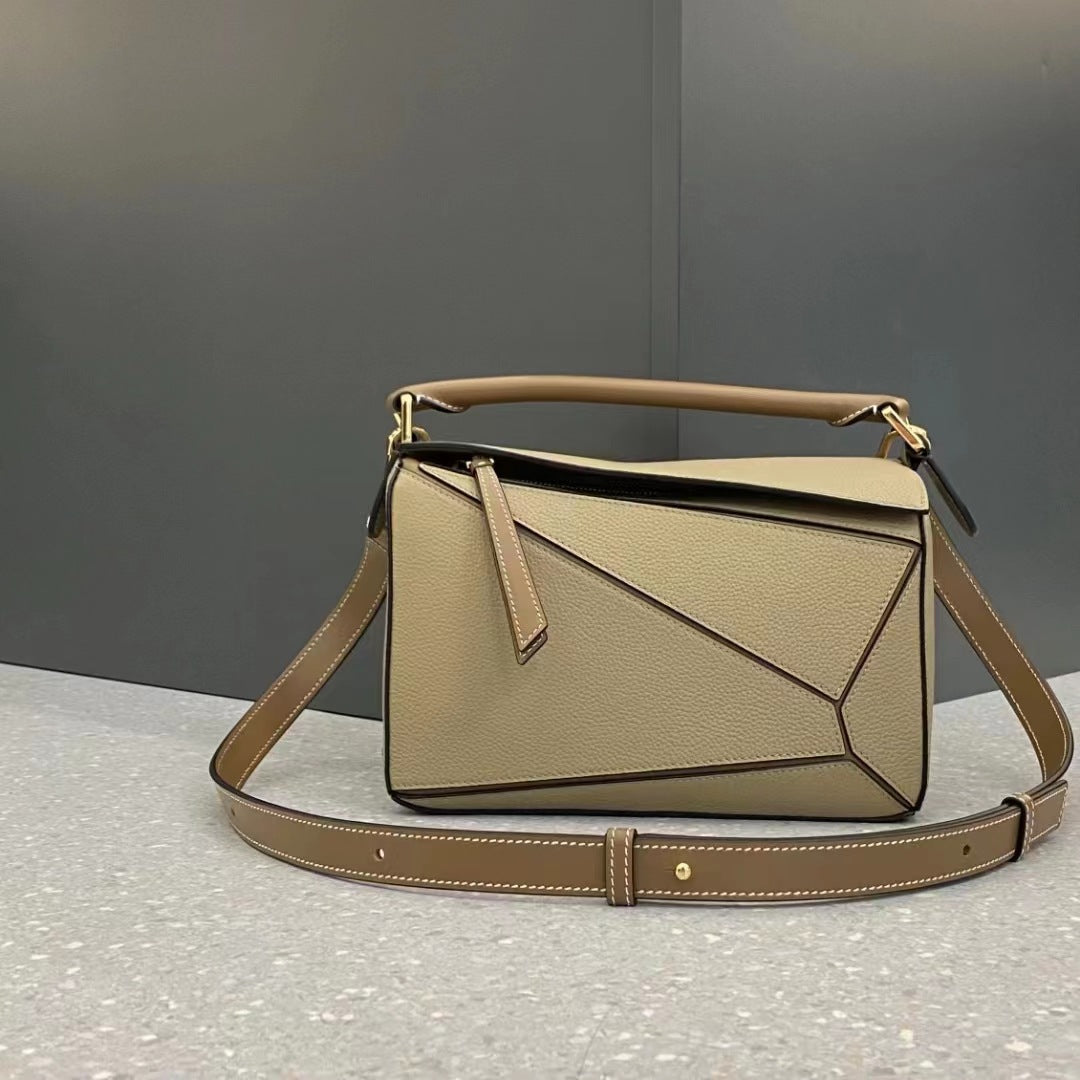 Women's Leather Handmade Beeswax Thread Geometric Special Interest Crossbody Bags