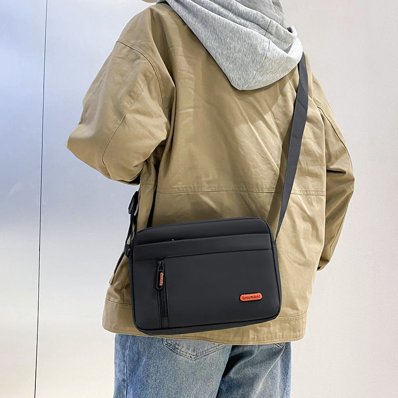 Men's Nylon Cloth Large Capacity Korean Style Men's Messenger Bags