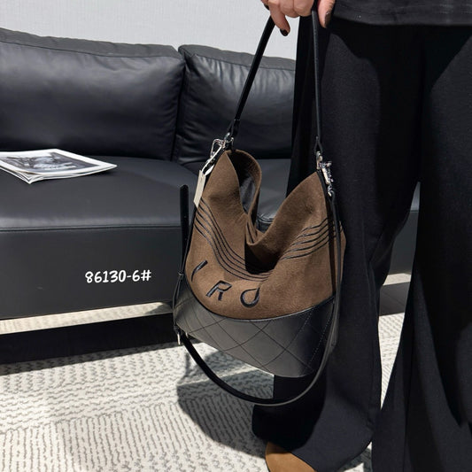 Women's Underarm Large Capacity Loose Feeling Commuter Bags