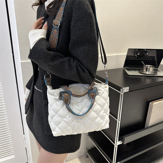 Women's Rhombus Korean Style Simple Stylish Personalized Shoulder Bags