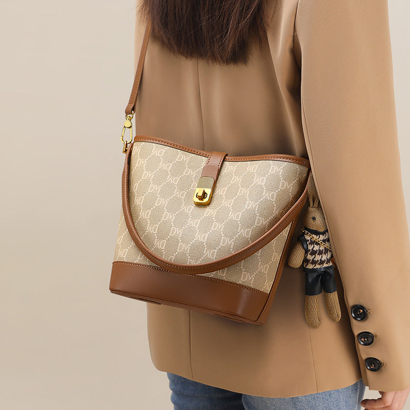 Durable Comfortable Women's High-grade Portable Commuter Crossbody Bags