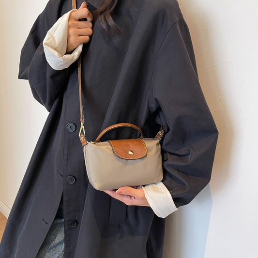 Women's Retro Fashion High-grade Nylon Dumpling Crossbody Bags