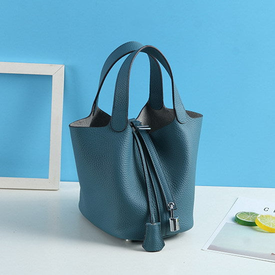 Stylish Beautiful Women's Cowhide Leather Sier Bags