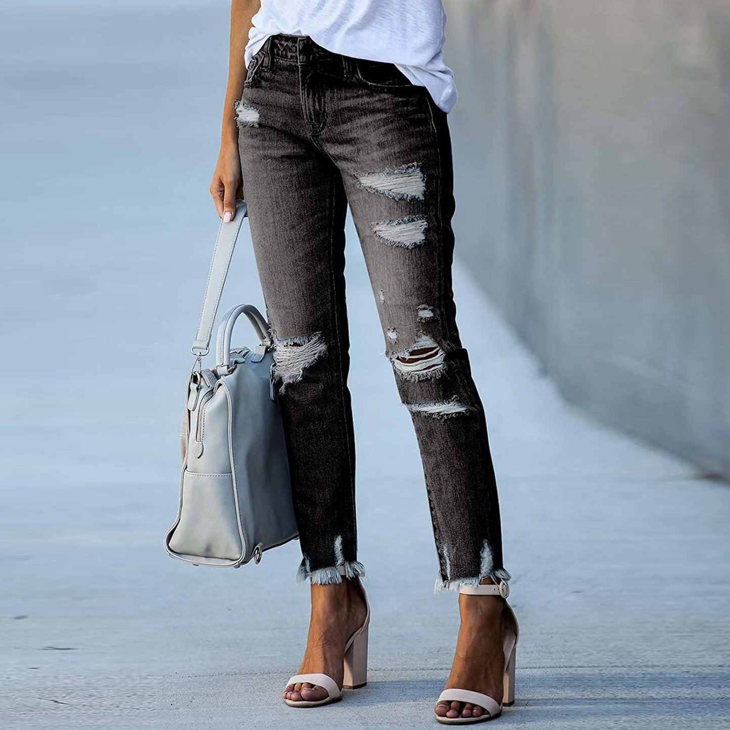 Glamorous Women's Solid Color Ripped Straight Jeans