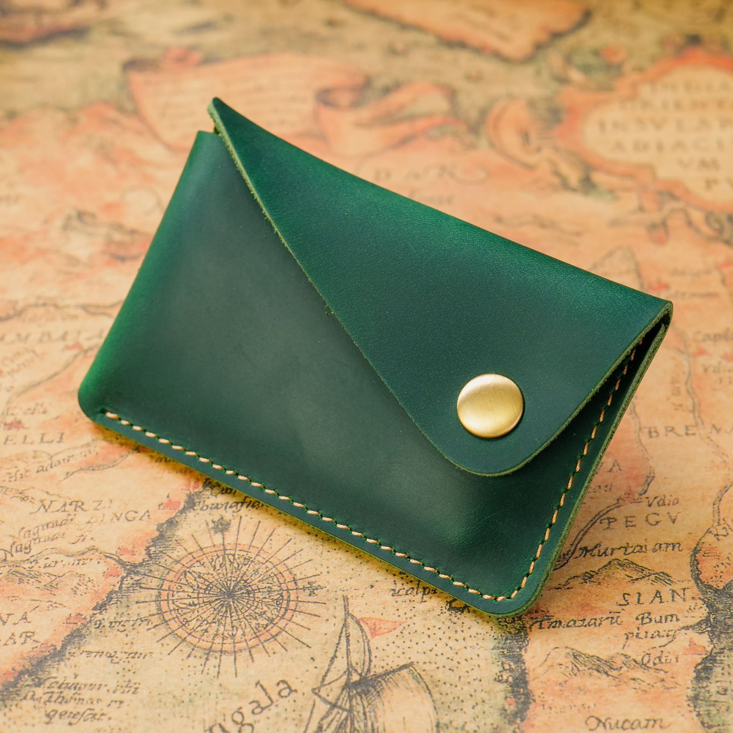 Handmade Simple Leather Sleeve Creative Snap Crazy Card Holder