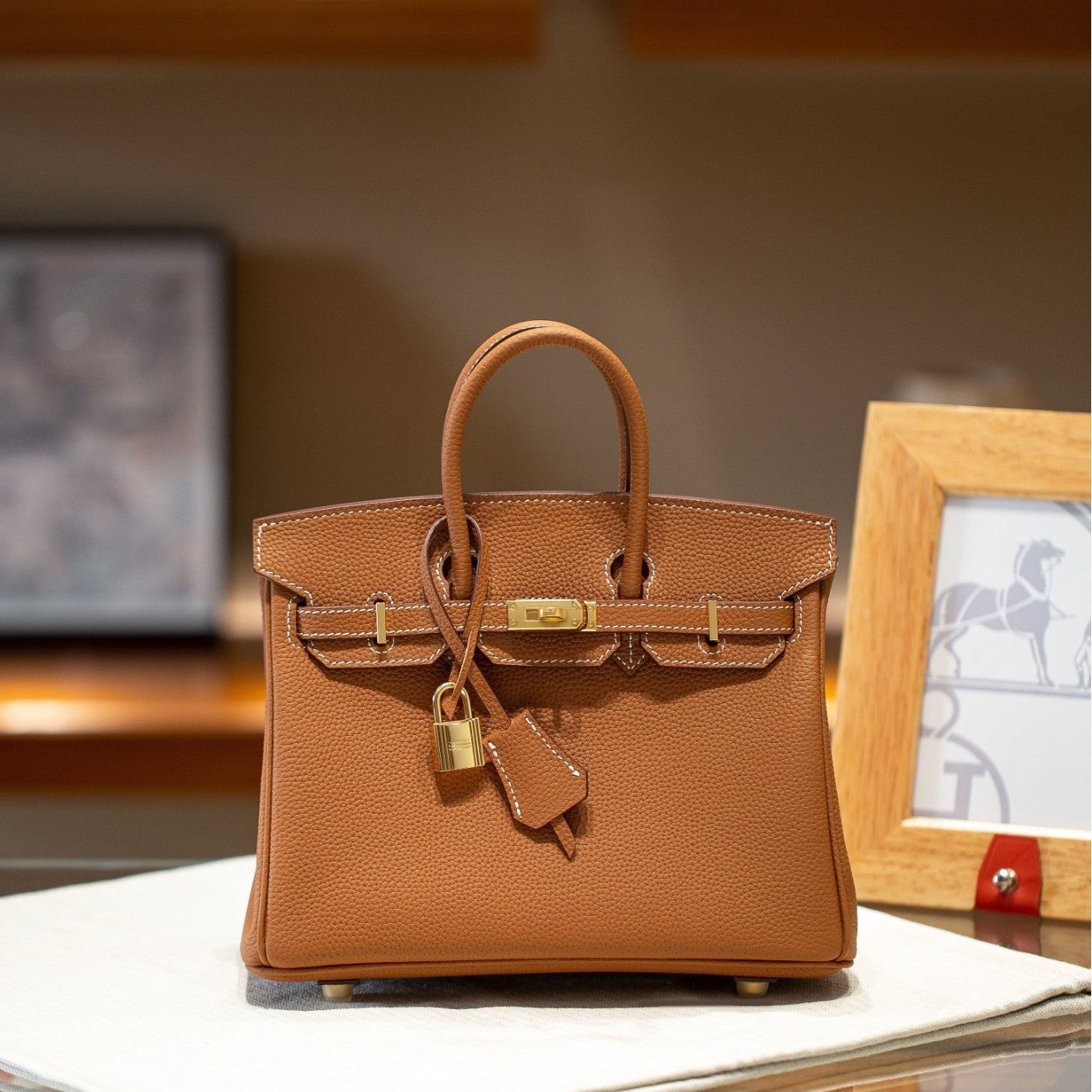 Pu Angle Pin Wire Drawing Edge Handbags