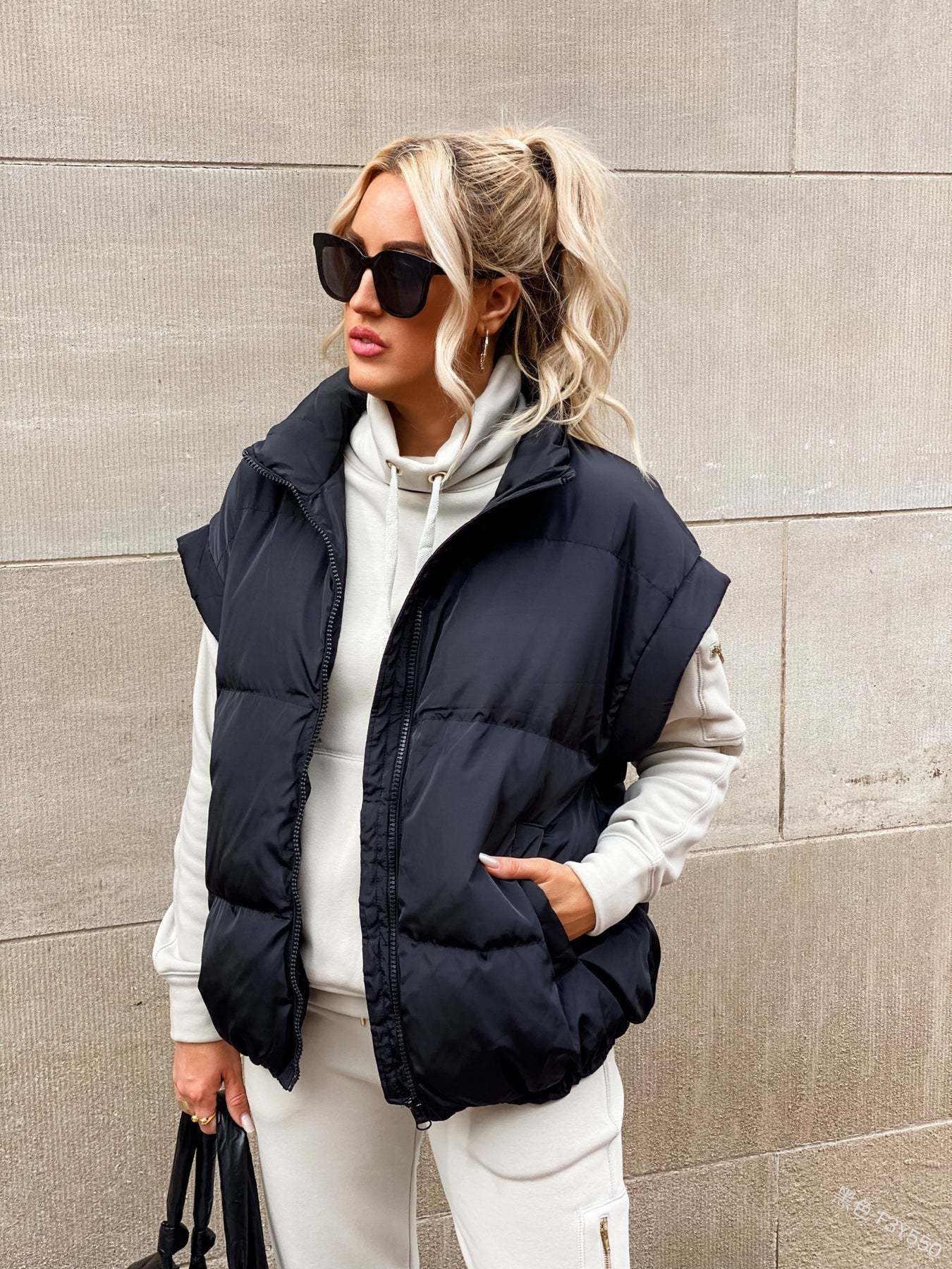 Women's Fashion Solid Color Zipper Pocket Stand-up Vests