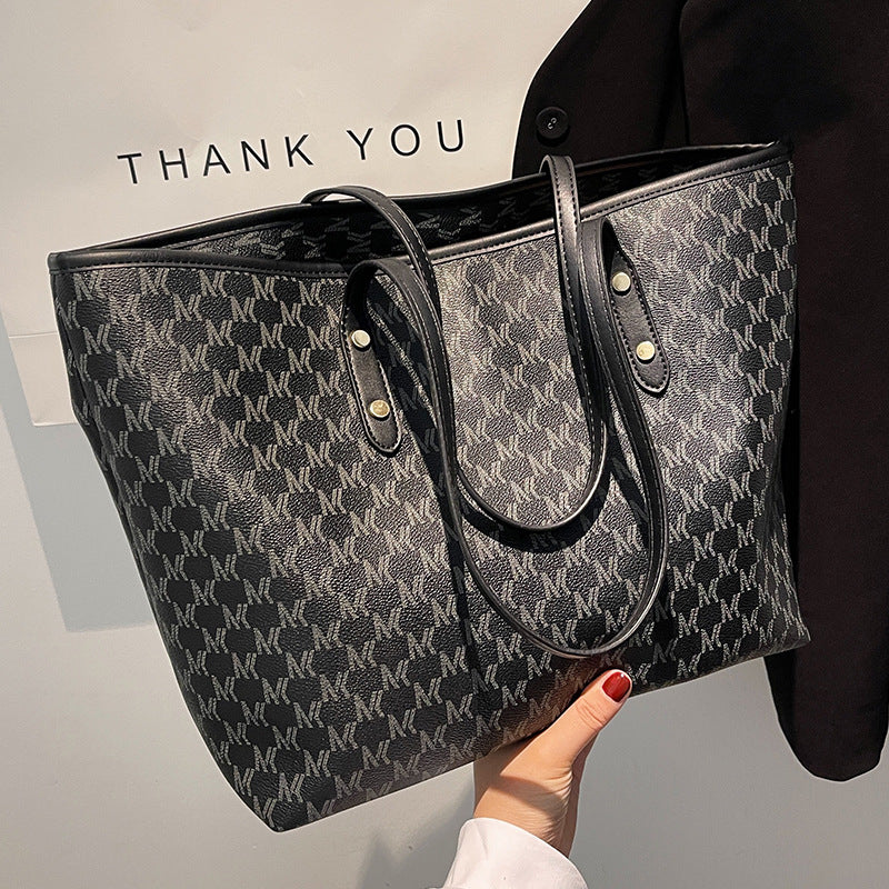 Women's High-grade Exquisite Niche Large Capacity Commute Tote Bags