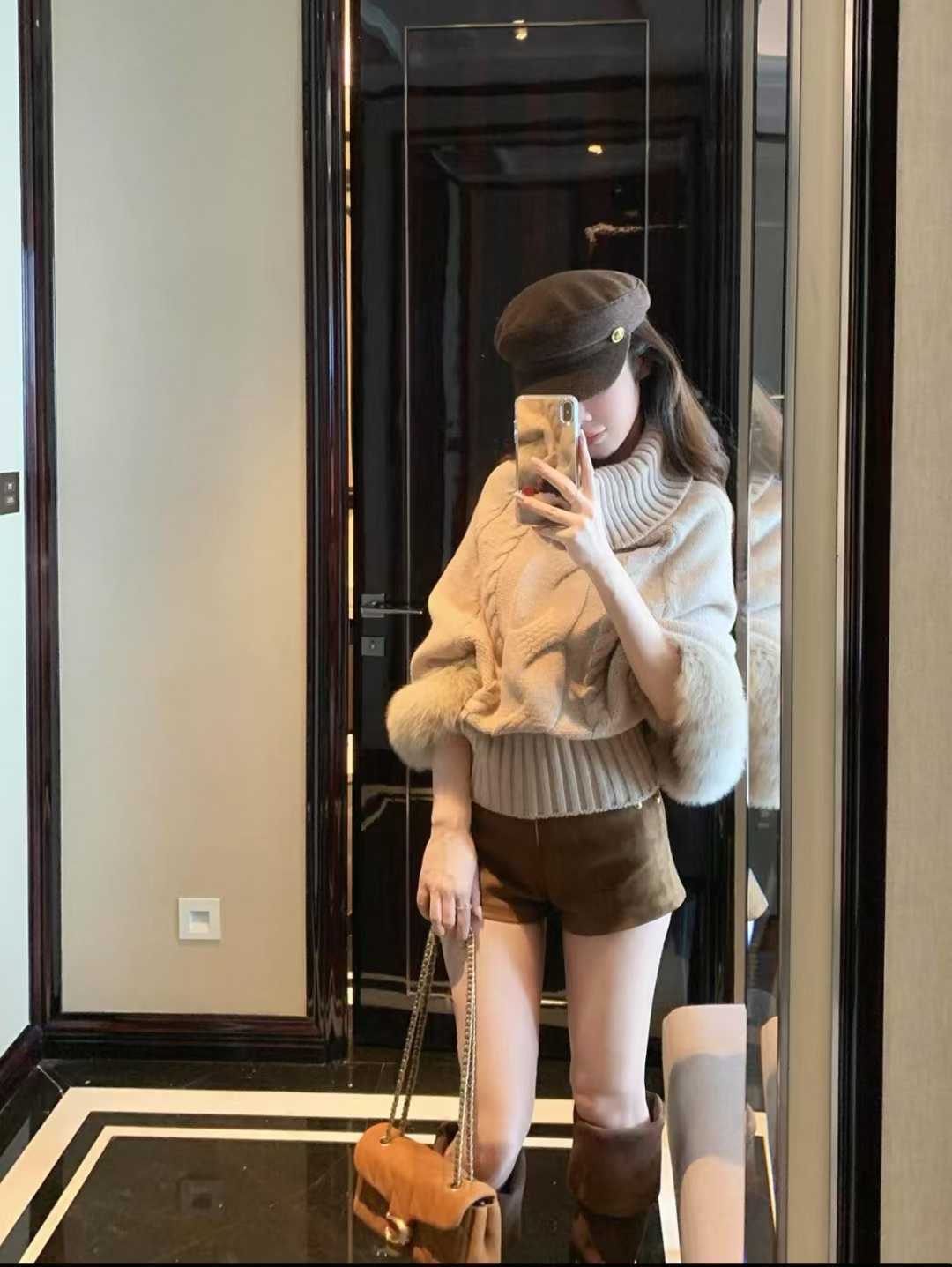 Women's Pullover Half Turtleneck Contrast Design Imitation Fox Sweaters