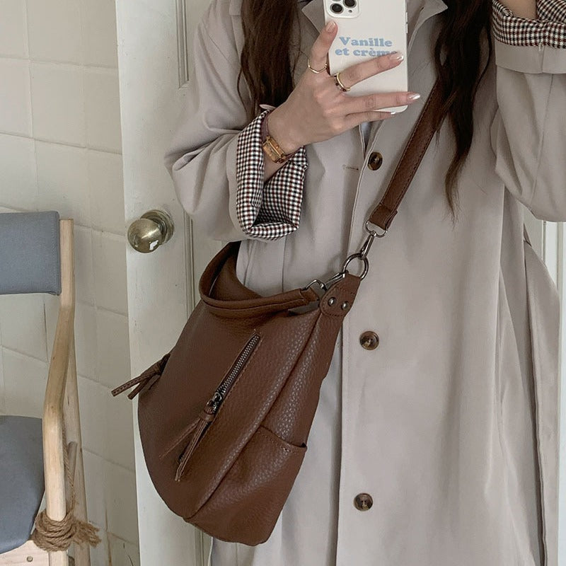 Women's Trendy Retro Underarm Niche Large Capacity Shoulder Bags