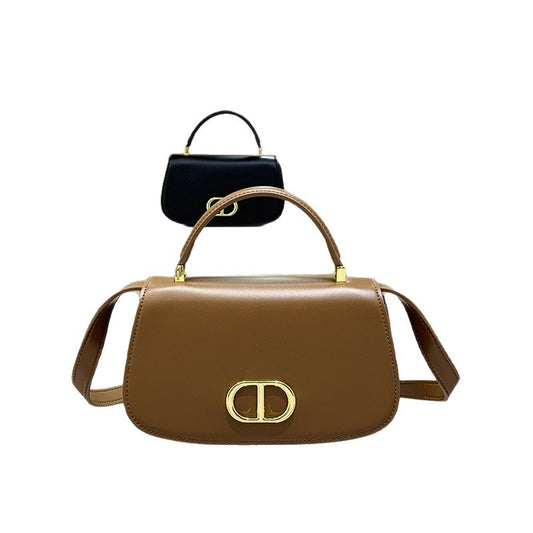 Fashion Oil Wax Leather Saddle Personality Lock