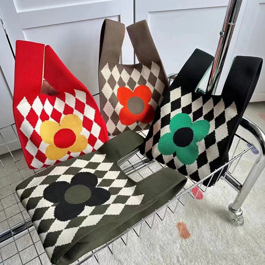 Women's Versatile Rhombus Flower Knitted Underarm Shoulder Bags