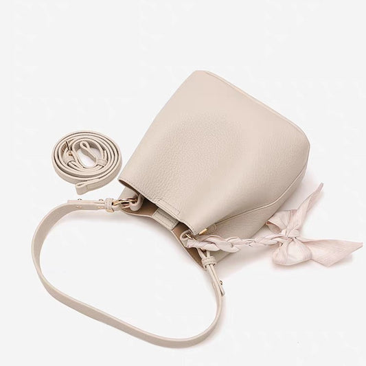 Woven Strap Bow Decoration Commuter Daily Light Shoulder Bags