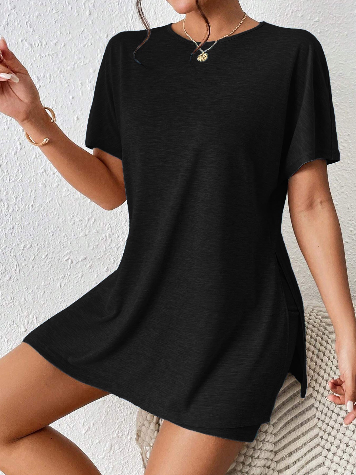 Color Comfort Slit Two-piece Batwing Sleeve Shorts