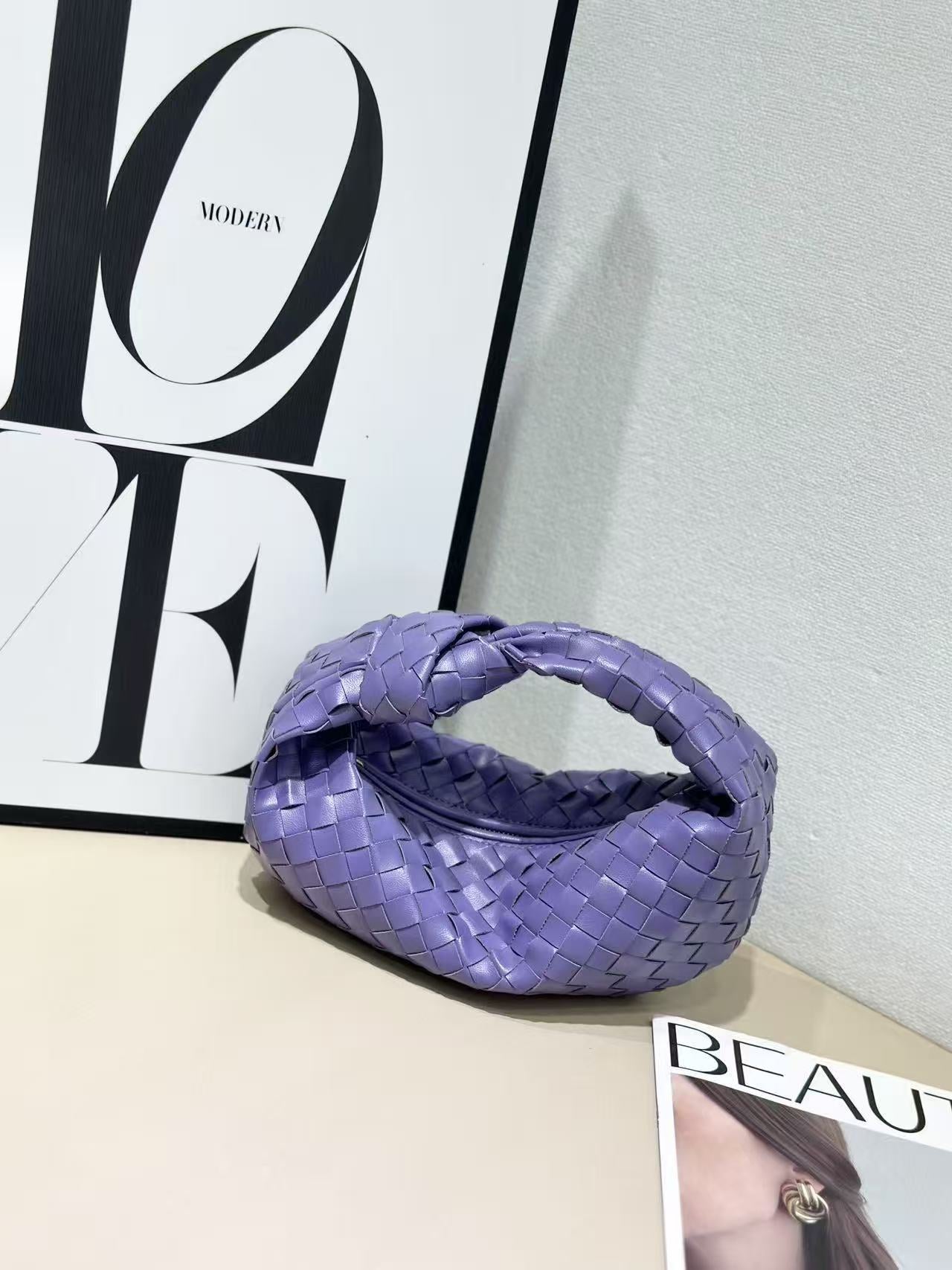 Creative Women's Hand-woven Dumplings Underarm Cowhide Handbags