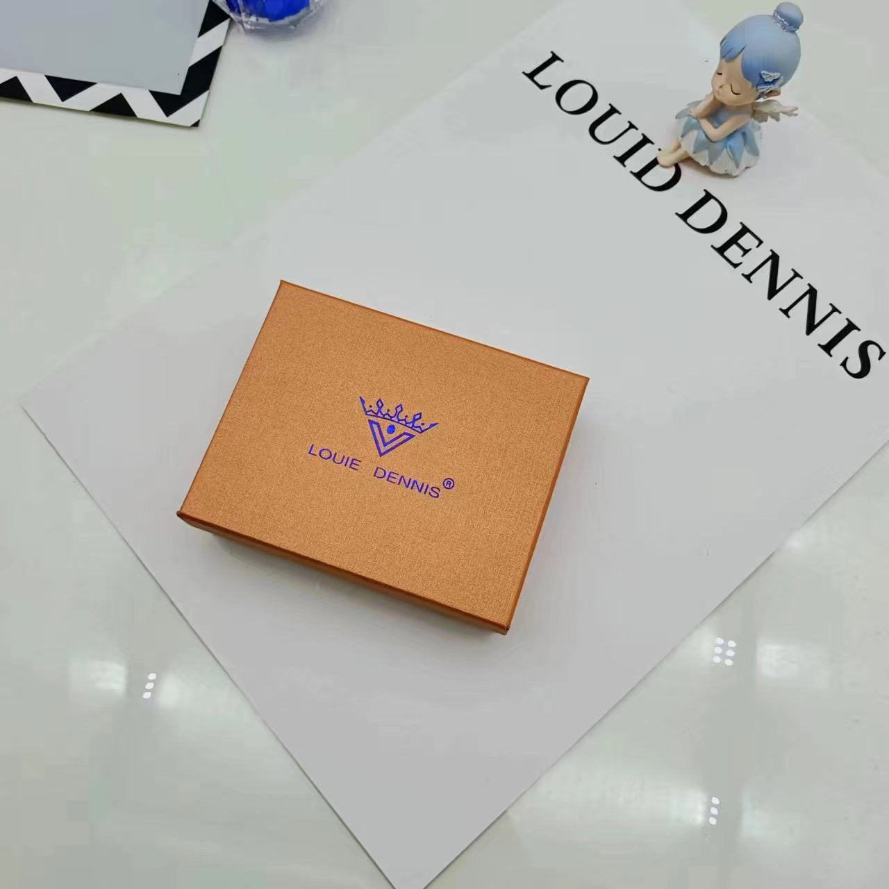 Charming Carton Long Three-piece Special Box Card Holder