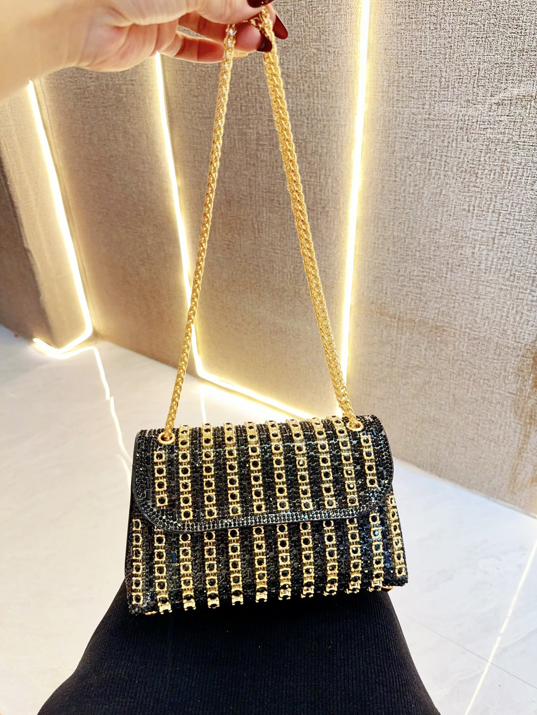 Durable Retro Underarm Fashion Rhinestone Dinner Evening Bags