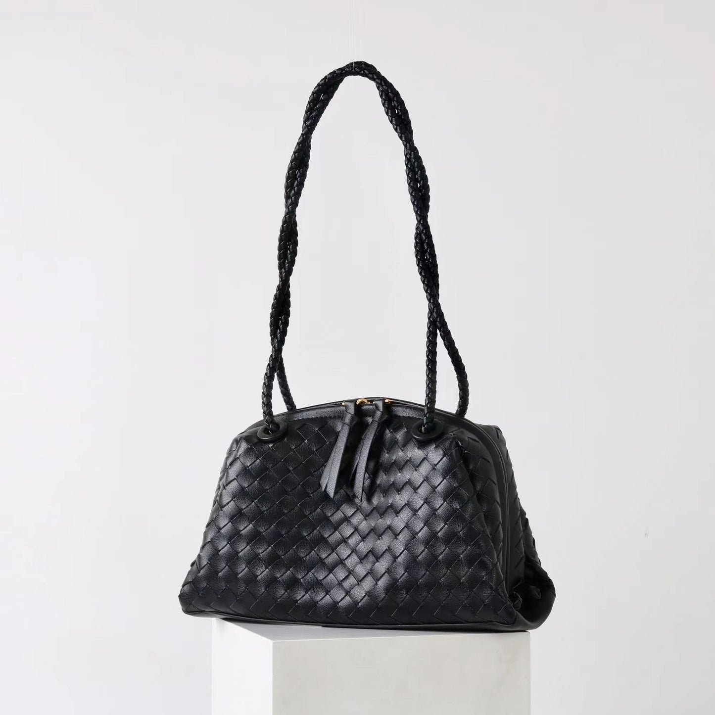 Women's Woven Pillow Light Luxury Minority High-grade Handbags