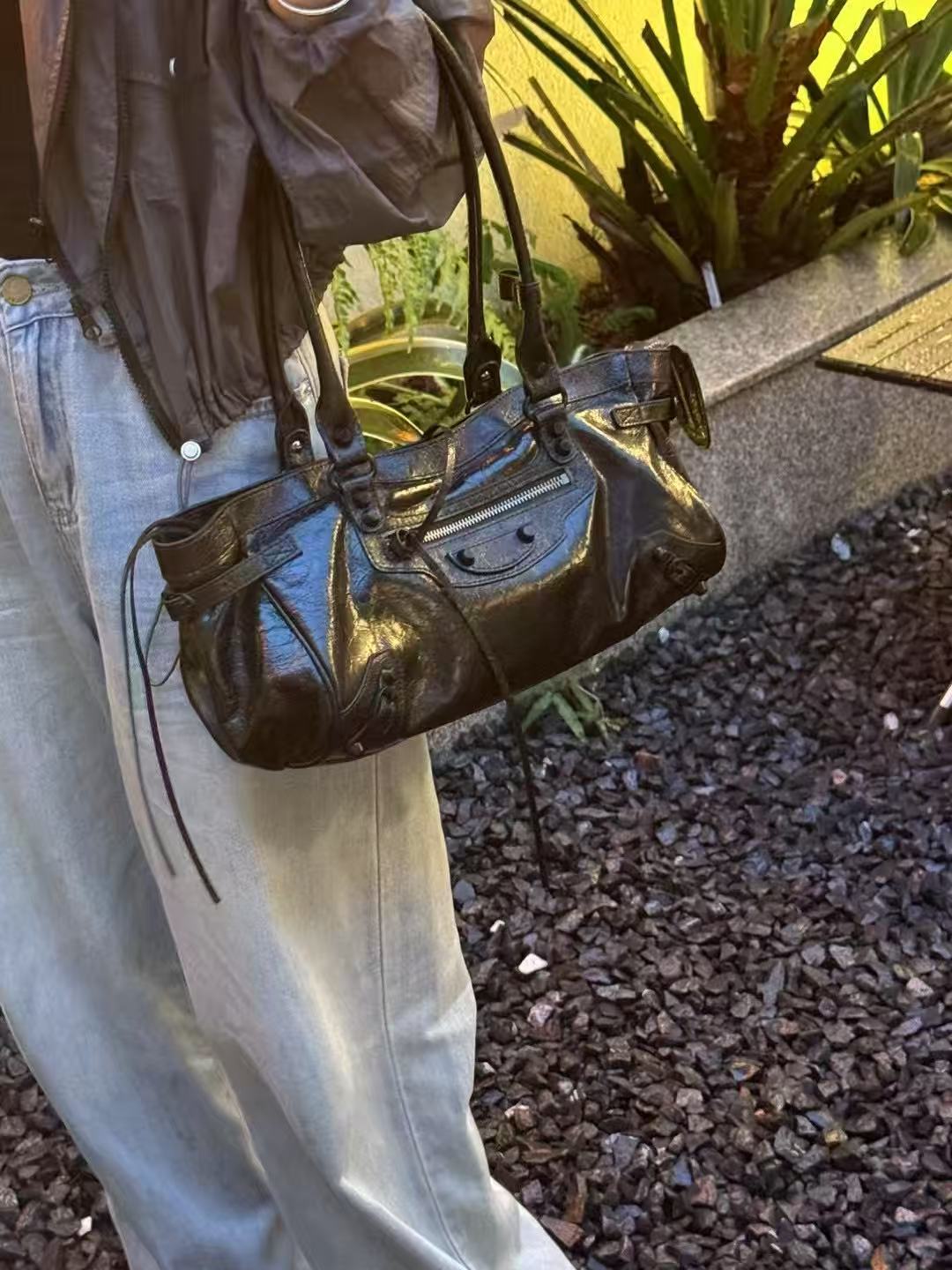 Punk Hot Rivet First Layer Cowhide Armpit Bags