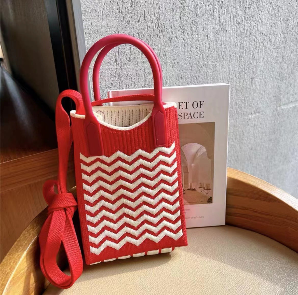 Fashionable Knitted Mobile Lightweight High-grade Love Phone Bags