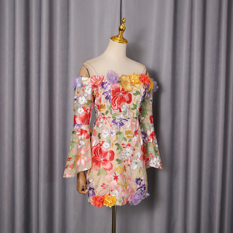 Women's Cluster Embroidered Dress Autumn Bell Sleeve Dresses