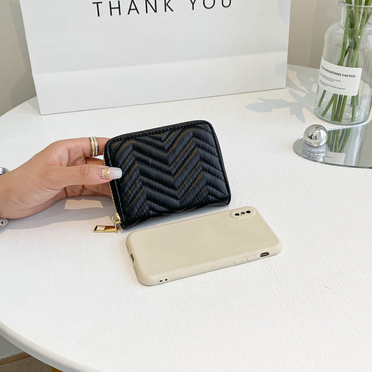 Women's Fashionable Short Design Mini Leather V Ladies Wallets