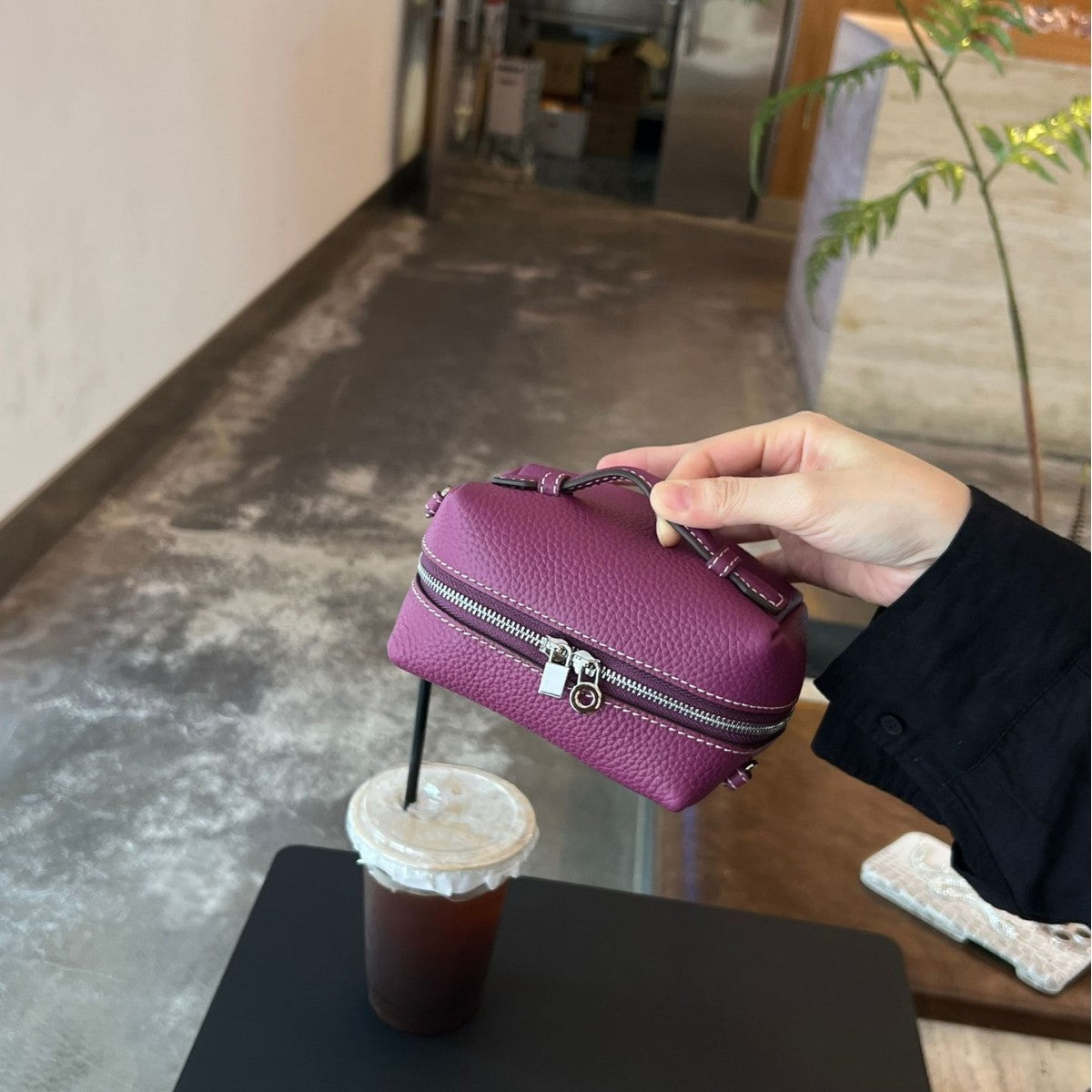 Women's Layer Cowhide Lunch Box Advanced Texture Bags