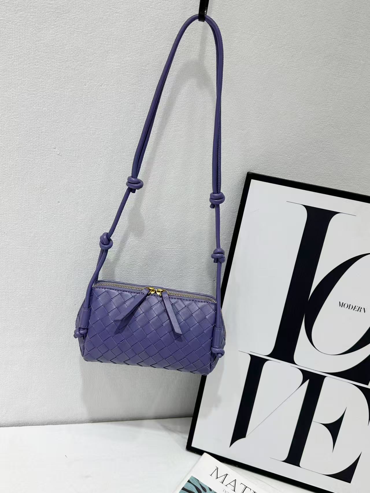 Commute Handmade Style Woven Minority Fashion Handbags