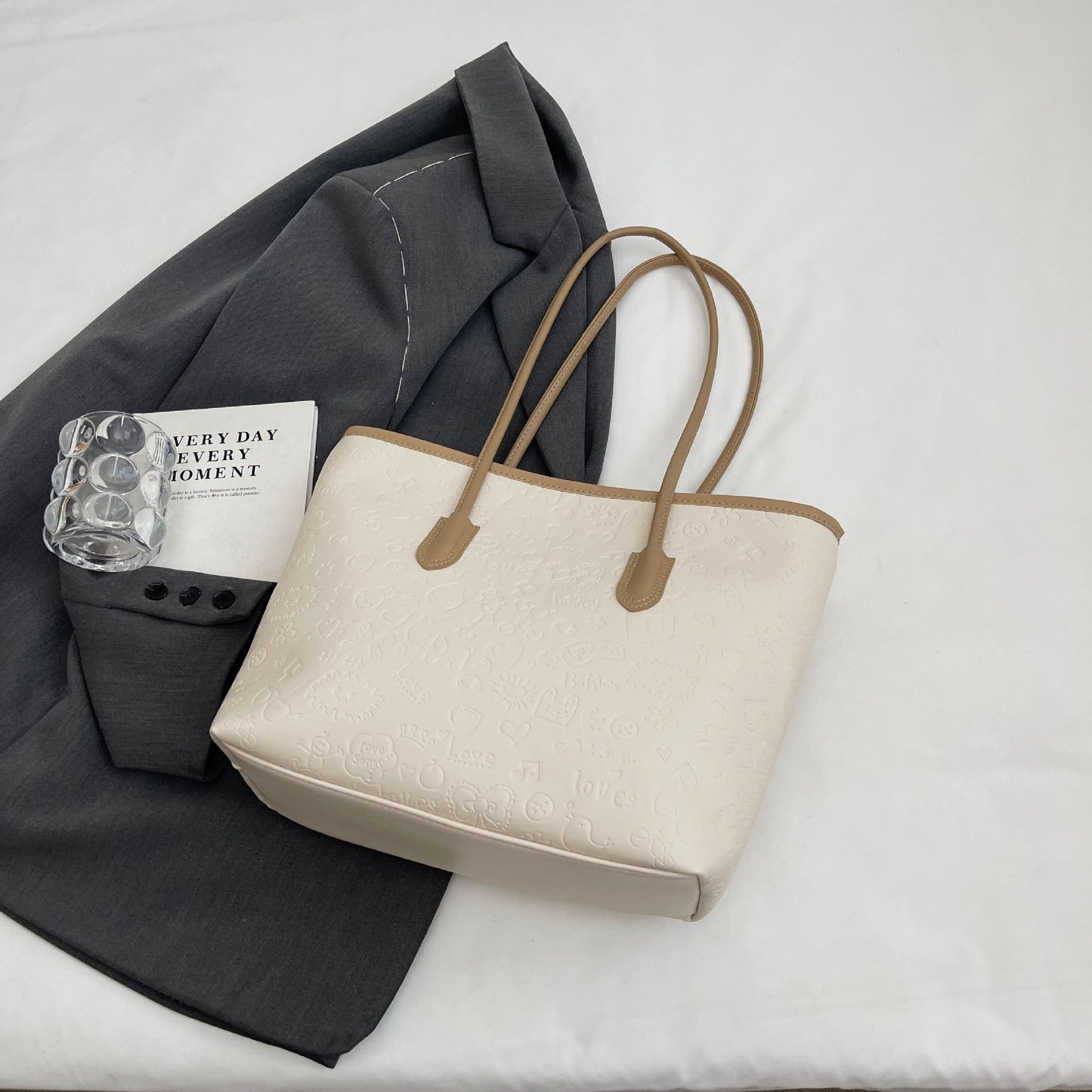 Women's Popular Large Capacity Hand Commuter Tote Bags