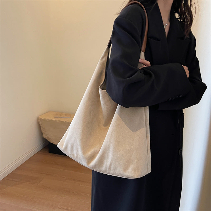 Women's Suede Bread Fashionable Retro Large Capacity Tote Bags