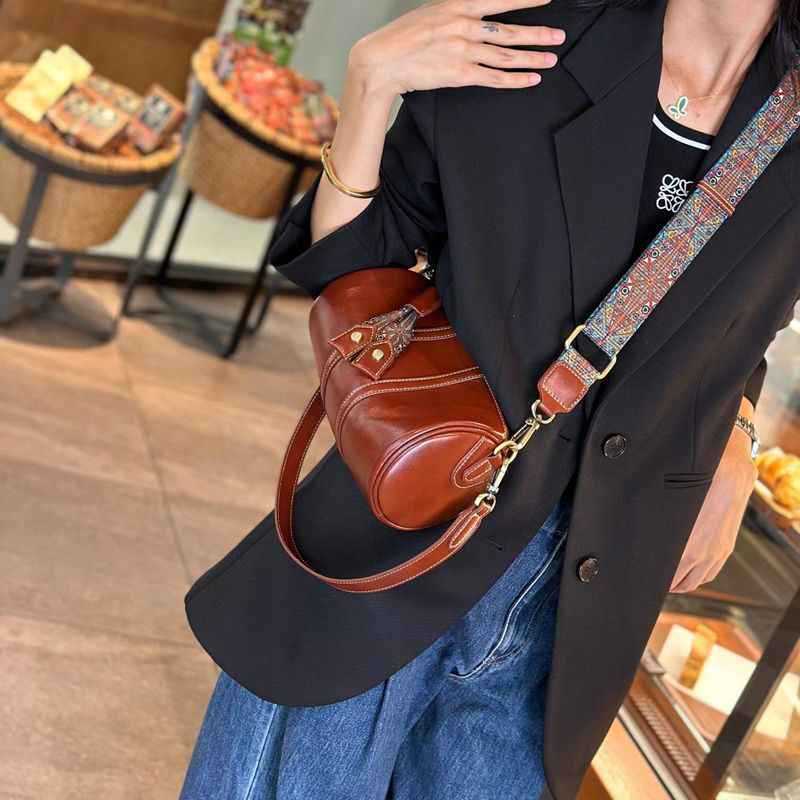 Women's Vegetable Tanned Leather Cowhide Simple Fashion Bags