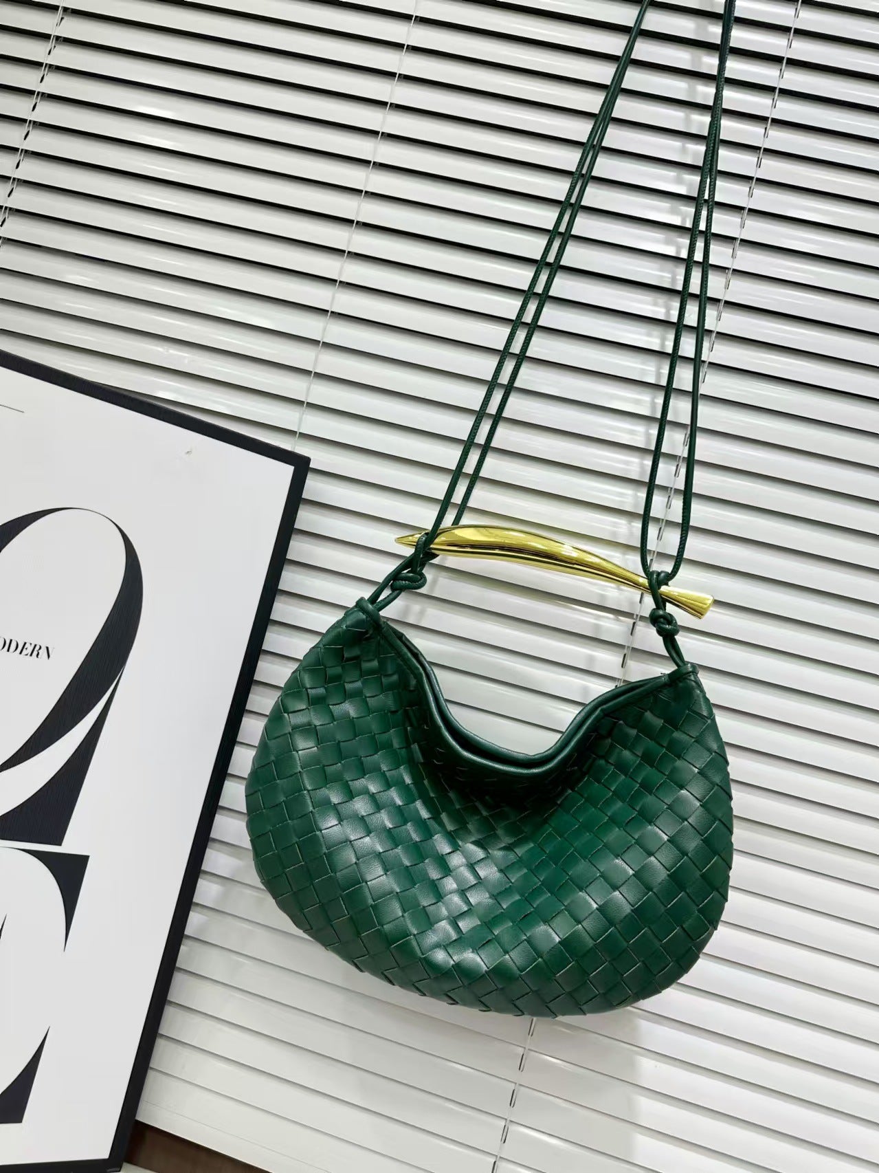 Women's Genuine Leather High-grade Design Hand Metal Evening Bags