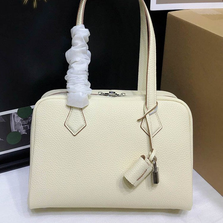 Slouchy Layer Cowhide Victoria Boston Commuter Armpit Bags