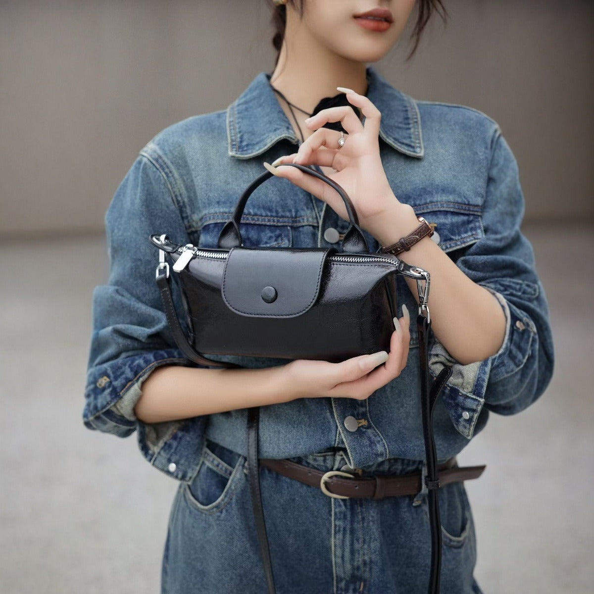 Oil Wax Cowhide Mini Dumpling Hand Bags